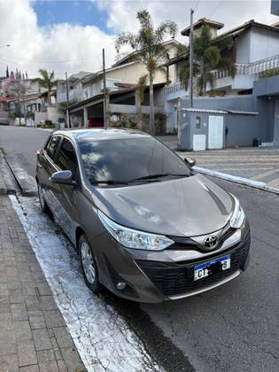 TOYOTA YARIS 1.3 16V FLEX XL MULTIDRIVE TOYOTA YARIS 1.3 16V FLEX XL MULTIDRIVE